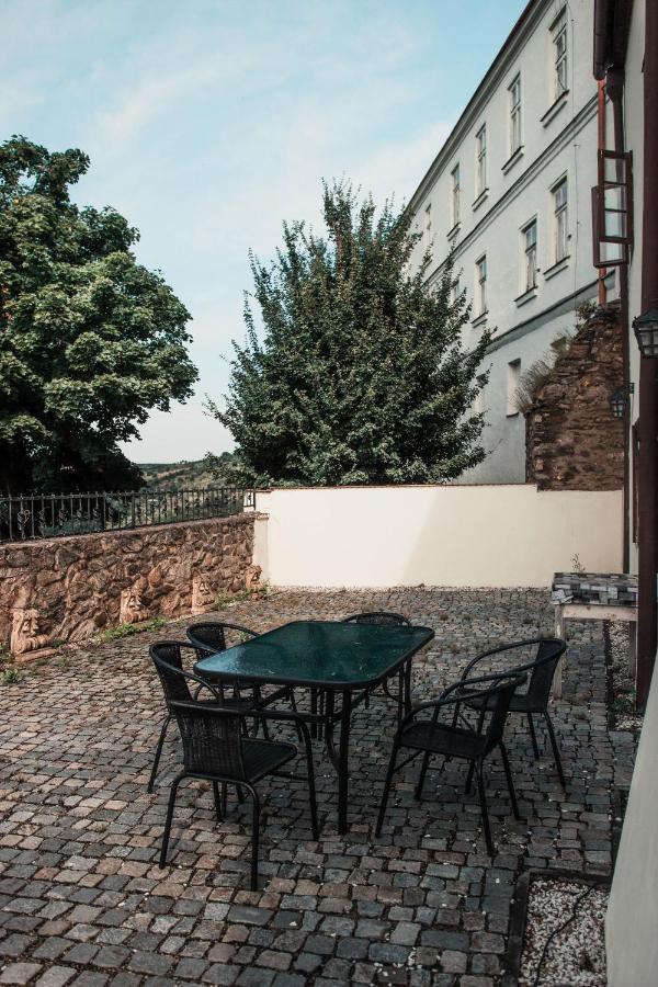 Apartments 2 In The Historic Part Of Znojmo Exterior photo